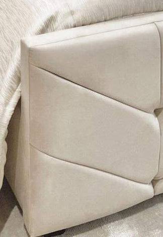 Samiraq Palatial Comfort Broad Panel Bed - Luxury Upholstered Bed Frame in Cream Velvet with 54-Inch Padded Headboard, 24-Inch Footboard, Triple Layer Foam, Optional Gas Lift Storage & Custom Sizes - Free UK Delivery