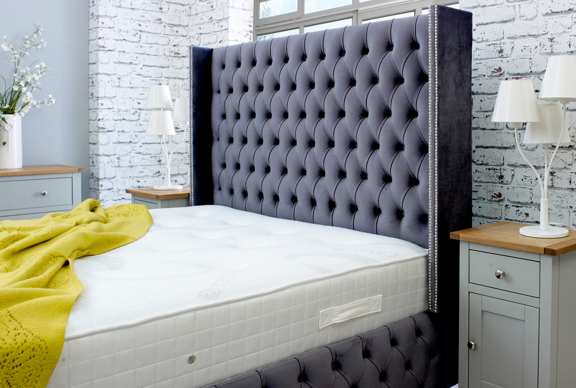 Experience Luxury with the Balmoral Ambassador Upholstered Bed - SAMIRAQ
