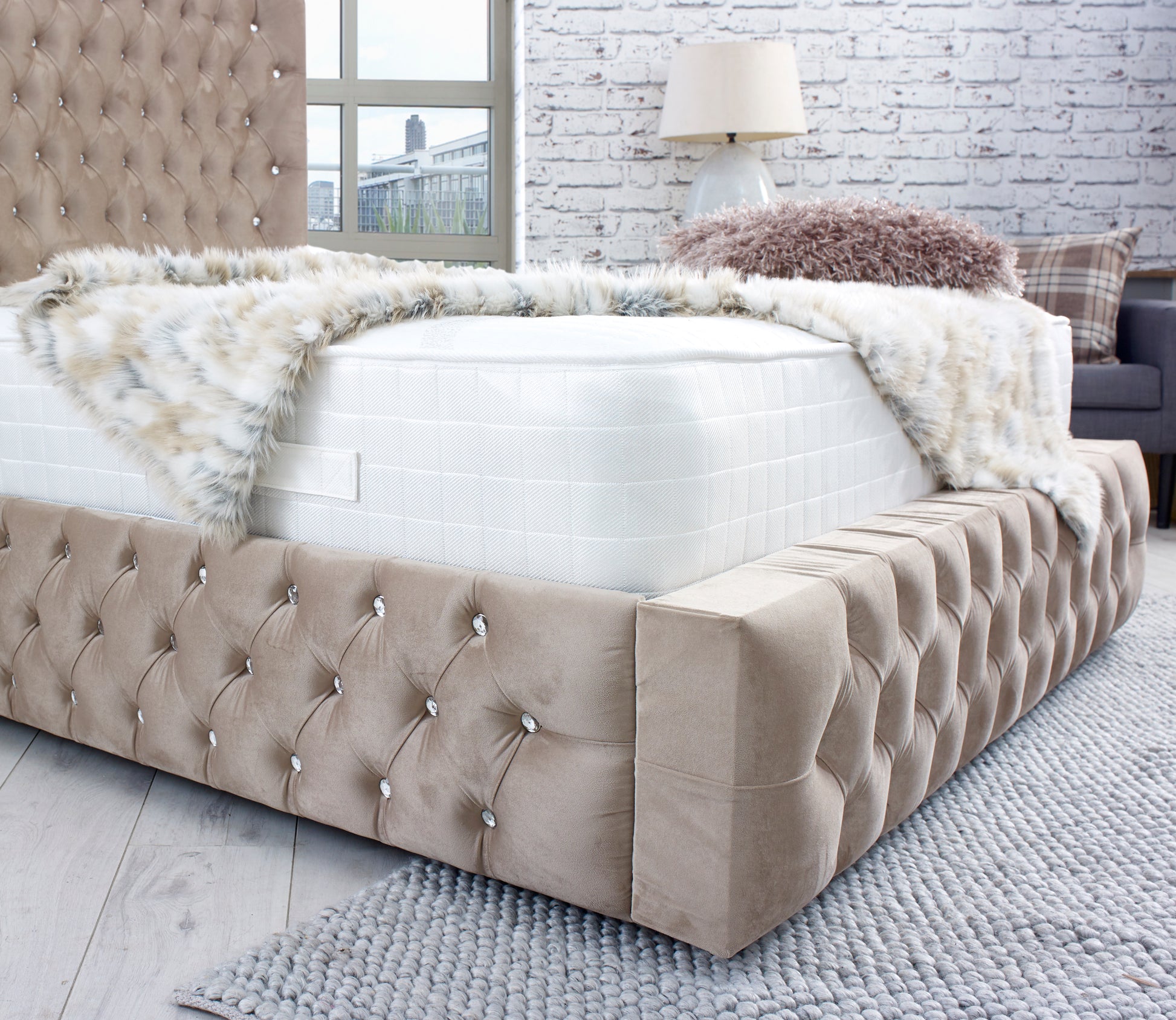 Samiraq Buckingham Ambassadors Storage Bed - SAMIRAQ