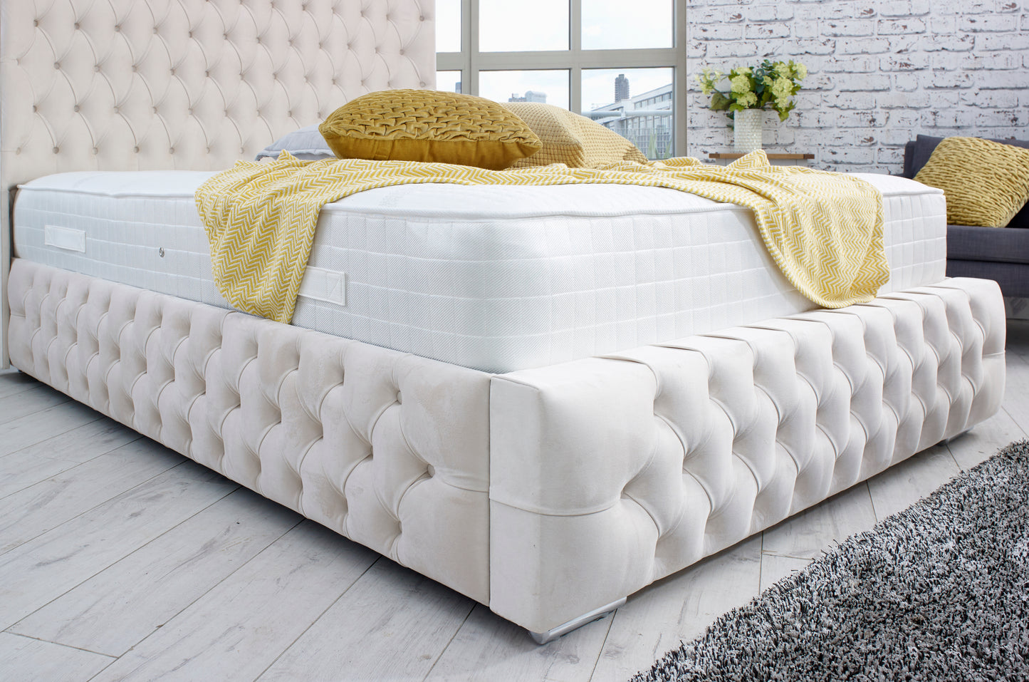 Luxury Samiraq Diana Ambassador Upholstered Bed - SAMIRAQ