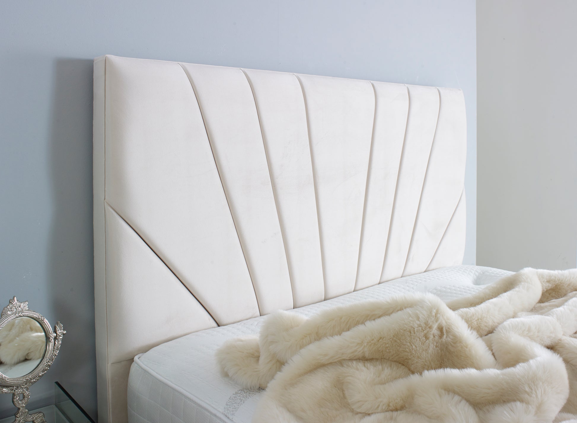 Samiraq Majestic Upholstered Designer Bed - SAMIRAQ