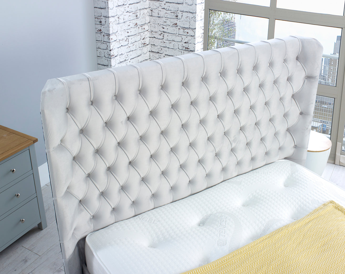 Samiraq Topaz Upholstered Designer Bed - SAMIRAQ