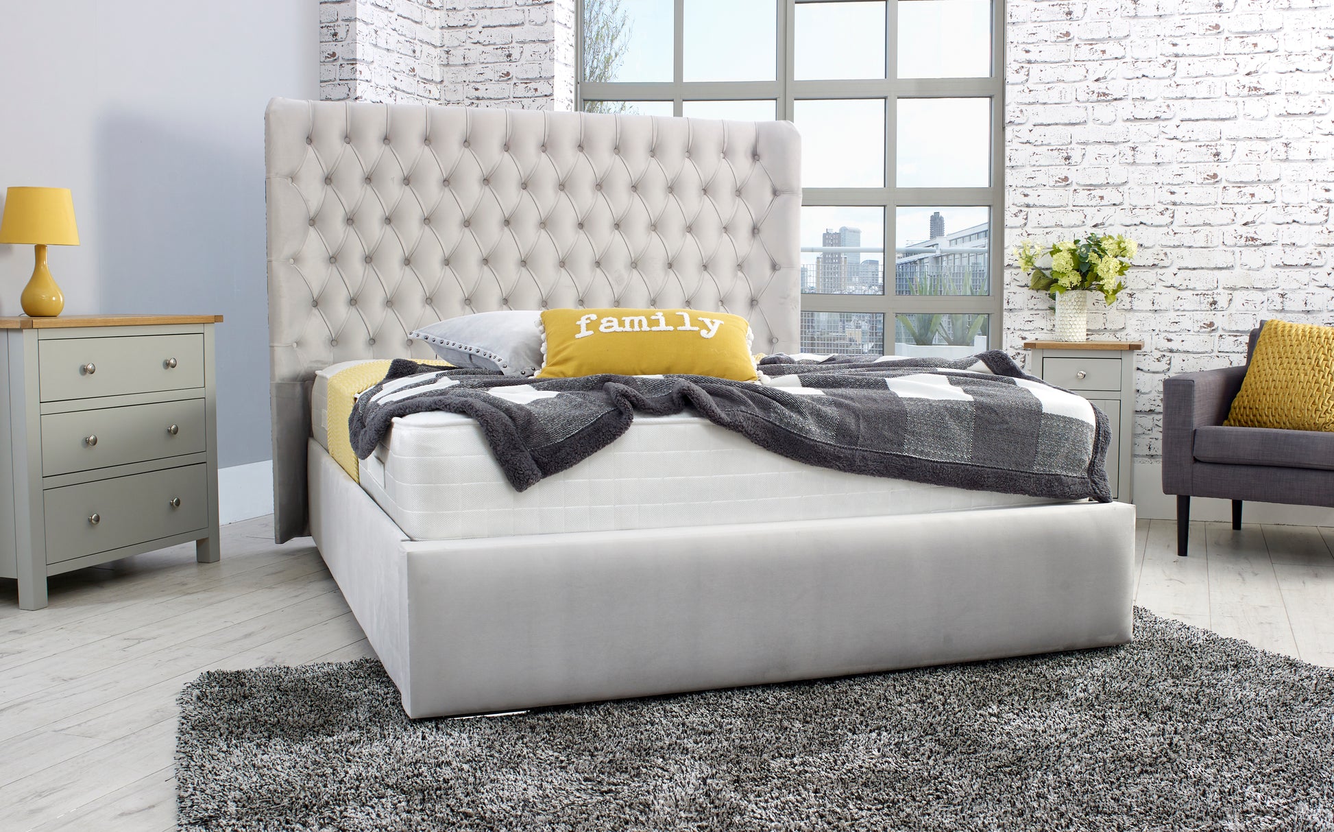 Samiraq Topaz Upholstered Designer Bed - SAMIRAQ