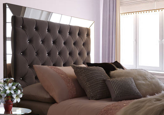 Luxe Lattice Headboard: Glamorous Mirrored Elegance - SAMIRAQ