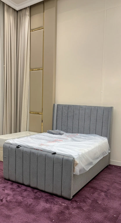 Luxurious Yorkshire Wing Back Bed – Chenille 2-Tone Grey | Ottoman Divan | Chrome Feet