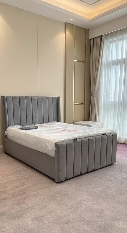 Luxurious Yorkshire Wing Back Bed – Chenille 2-Tone Grey | Ottoman Divan | Chrome Feet