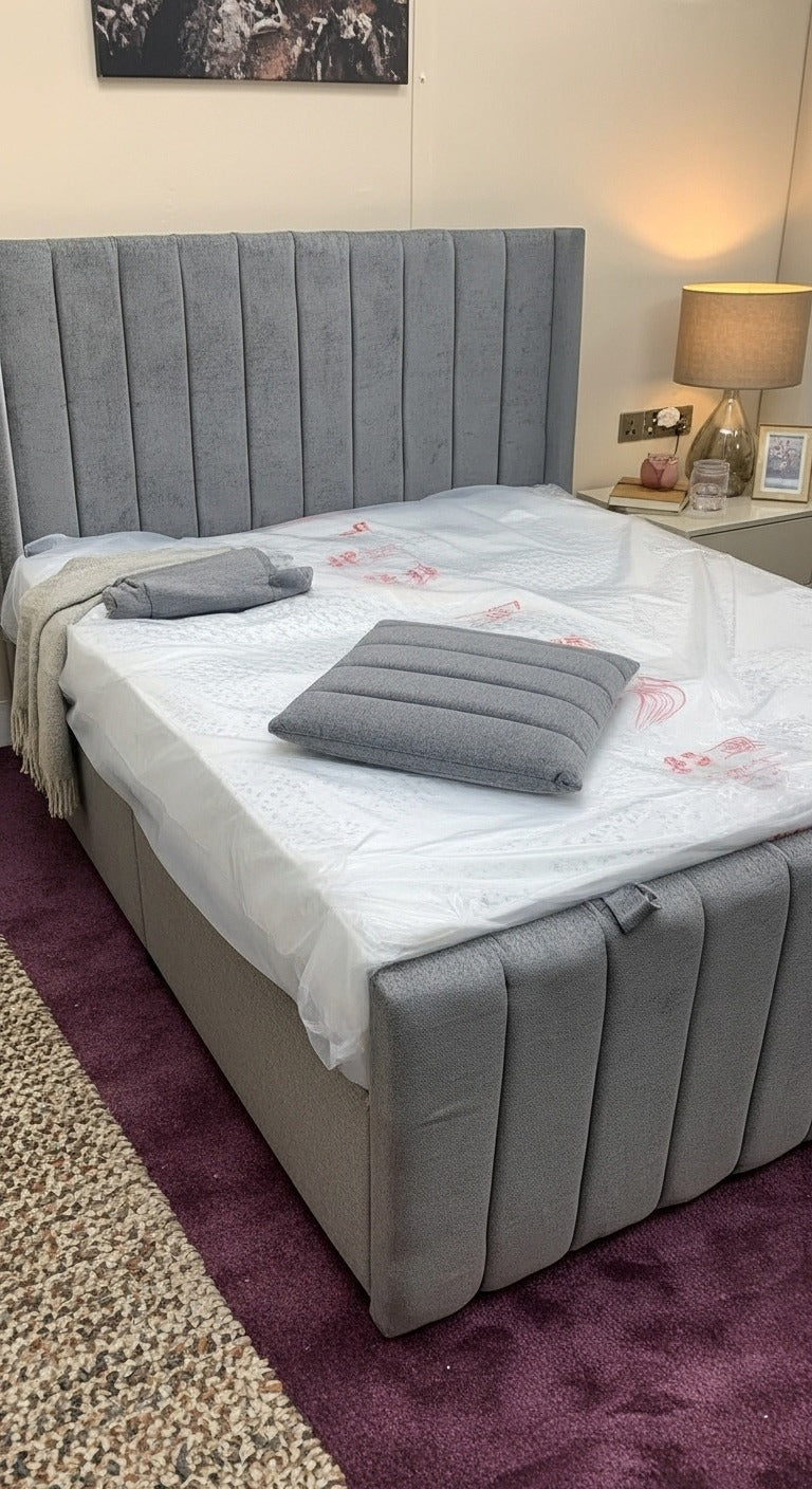 Luxurious Yorkshire Wing Back Bed – Chenille 2-Tone Grey | Ottoman Divan | Chrome Feet